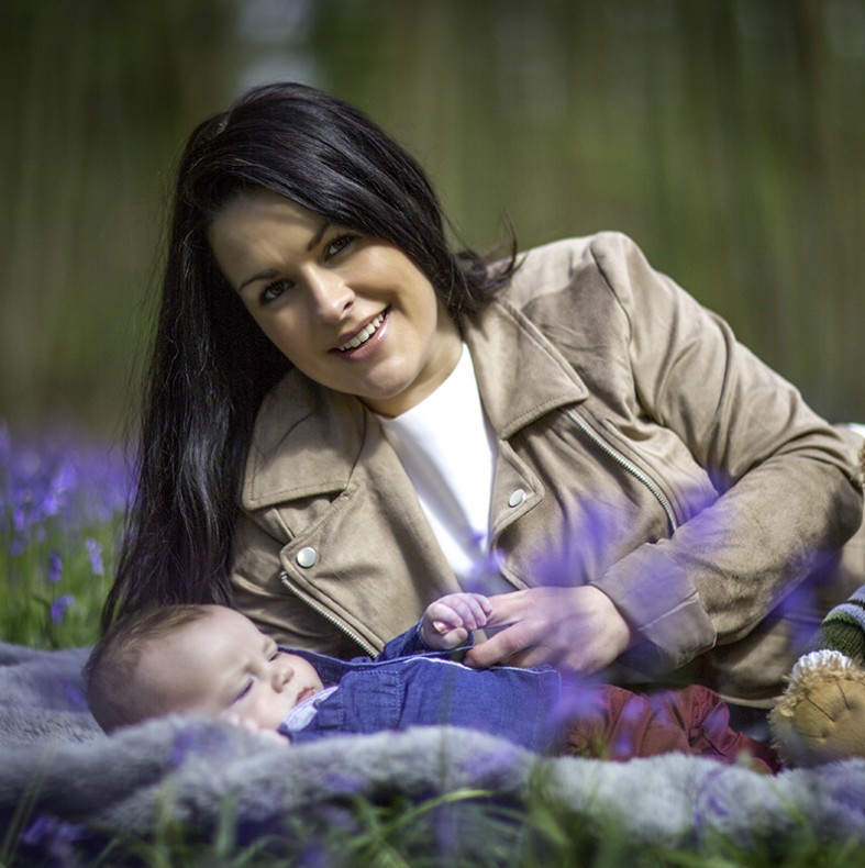 Family Photoshoot Mark Armstrong Photography - Mum and baby