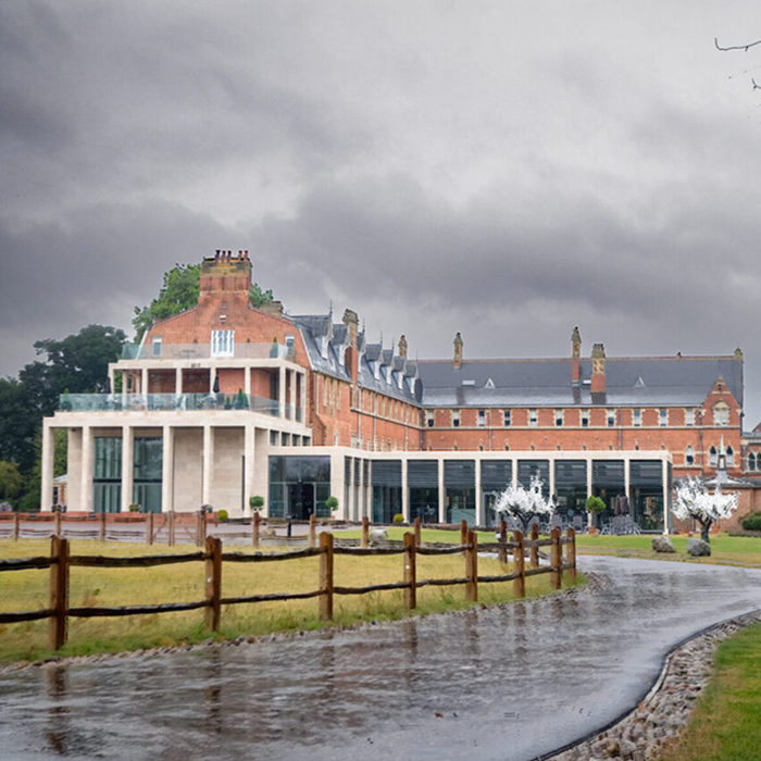 Amy & Richard - Stanbrook Abbey Wedding Venue